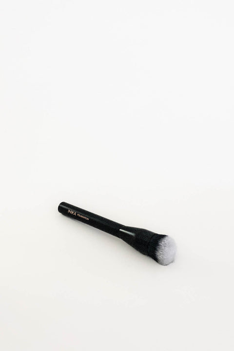 Inika Foundation Brush