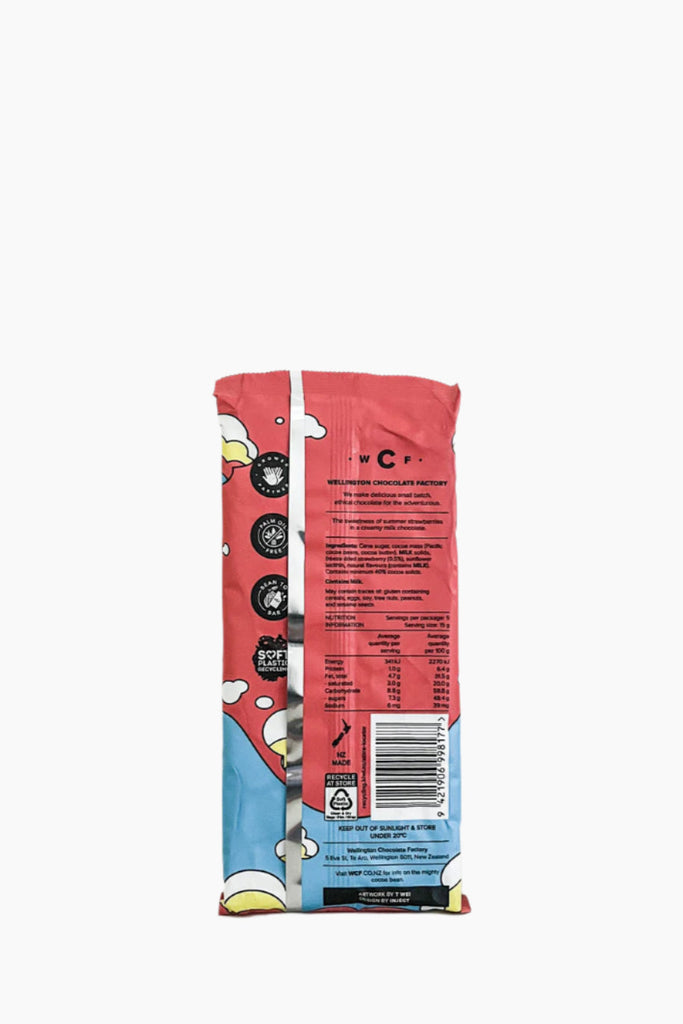Wellington chocolate strawberries & cream milk chocolate block