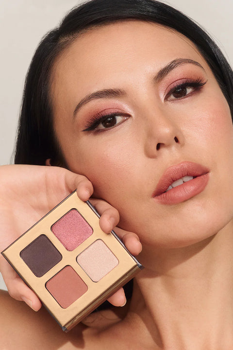 Inika Eyeshadow Quad Flowers
